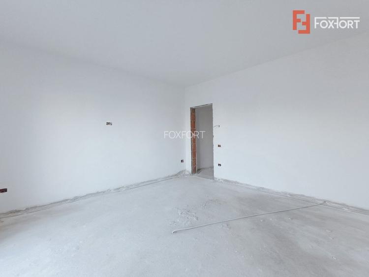 Duplex 4 camere 140 mp utili, toate utilitatile, la asfalt in Giroc - V7800 - 11