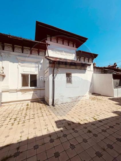 Casa / Vila cu 4 camere de vanzare in zona Calea Calarasilor - 10