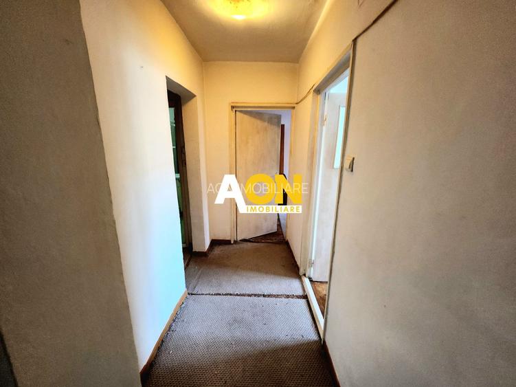 De inchiriat apartament 3 camere, etaj 1, Cetate - 14