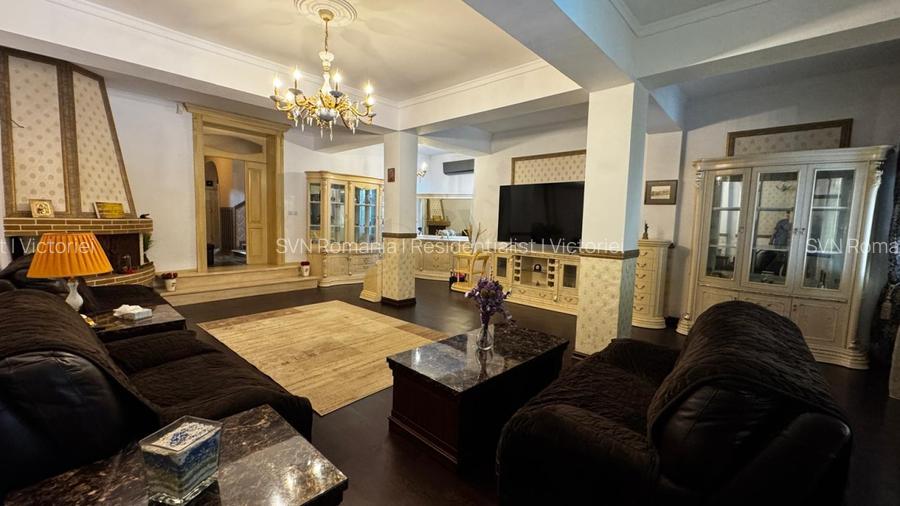 REV2004873 Vila Iesire la lac Ponton privat Piscina Balotesti - 4