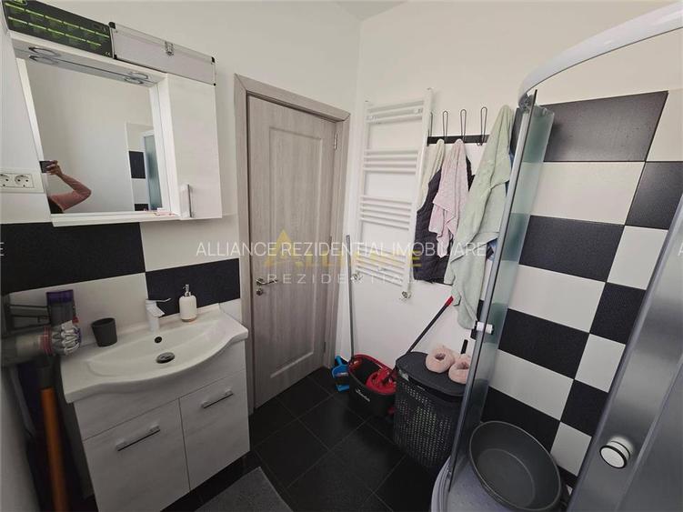 MOBILATA SI UTILATA- 4 camere- 2 bai - pod- beci - 145.000eur - 10