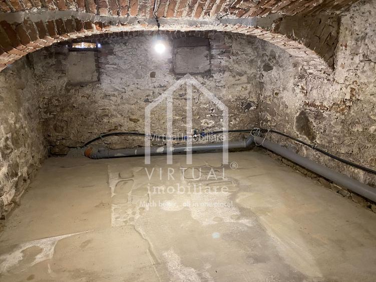 Casa de vanzare in Sibiu, cu 4 camere, curte generoasa - 23