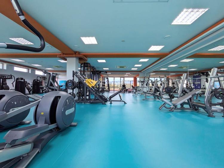 Clădire cu Spațiu Generos pentru Investiții Diverse - 12