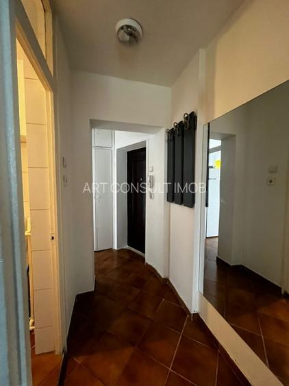 Garsoniera | Crangasi | Decomandata | Balcon | Metrou in Proximitate - 11