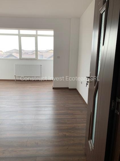 Apartament 2 camere Miroslava, 100 ml de statia de autobuz, str C-tin Langa 40 - 12