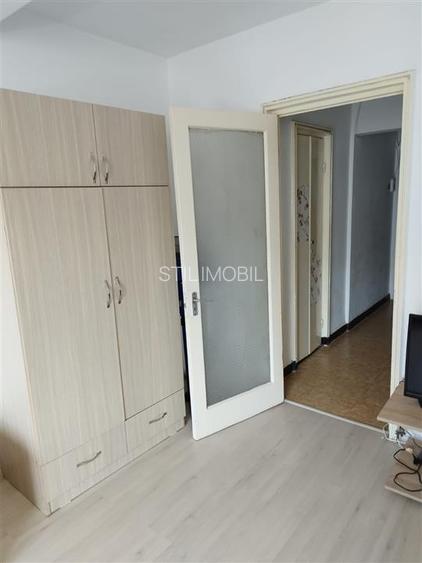 Apartament 2 camere decomandat CENTRU, mobilat complet- 479 EUR - 10