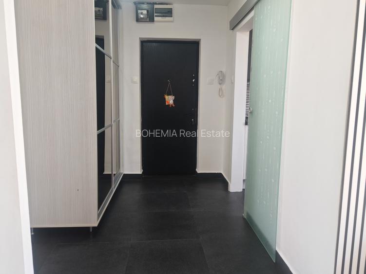 Apartament 3 camere decom. 75 mp - 3 min metrou  Bd. 1 Dec. 1918 - Trapezului - 10