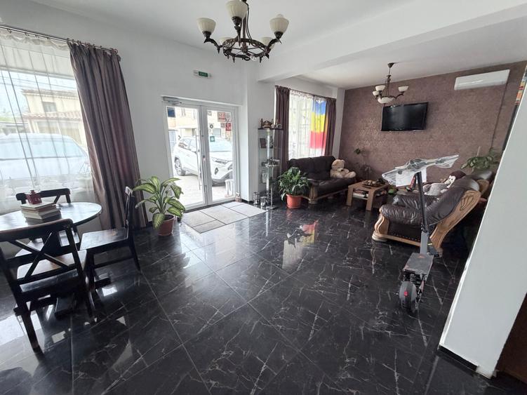 Vânzare unitate hotelieră la cheie - 770 mp. 18 camere. Lift. Parcari