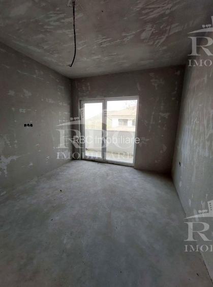 Case noi cu teren in Chinteni - 13