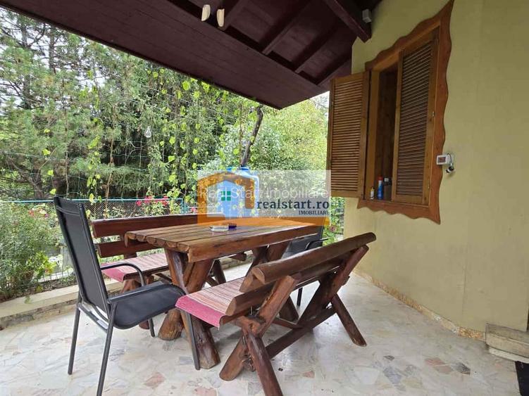 Vedere padure, panouri solare si fotovoltaice, pompa de caldura,  semineu - 4