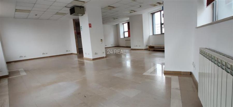 Spatii pentru birouri - de la 140 mp - 4