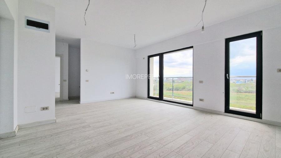 Apartament Modern cu Vedere la Lac - Complex Privat pe Malul Lacului     - 4