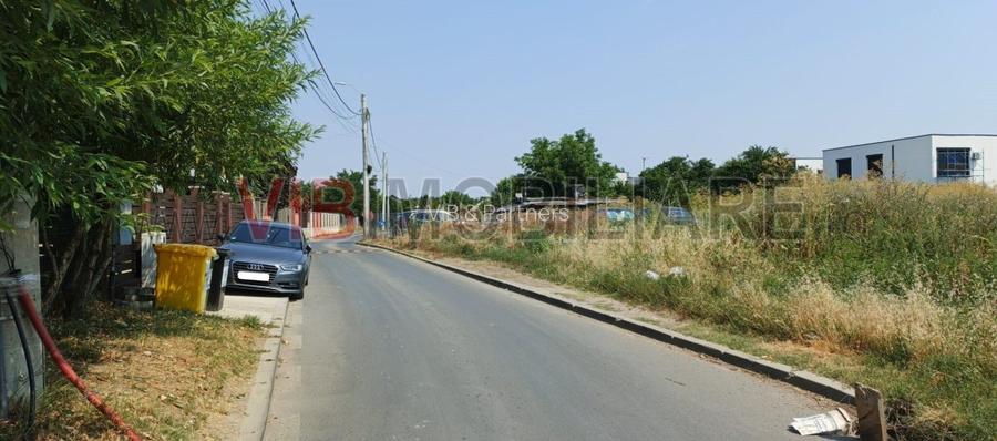 Otopeni, Strada Avram Iancu - teren intravilan 2500 mp - 3