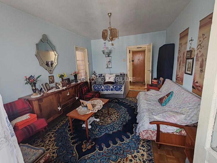 Apartament 2 camere liber la vanzare zona Astra - Planete - 3