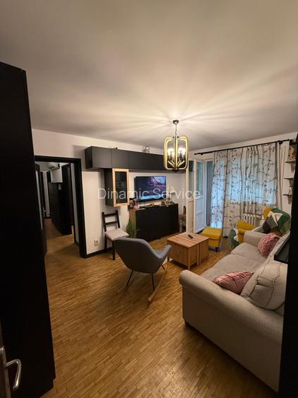 Apartament 4 Camere,et.1/4,Mall Plaza - 2