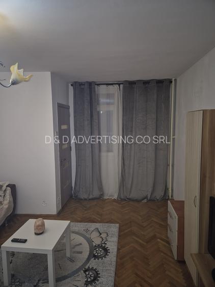 Garsoniera - Titan - 6 min. Metrou Titan - 35 mp - 2