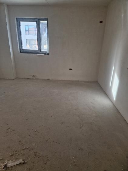 Apartament 2 camere 50 metei+ terasa 32 metri!!!