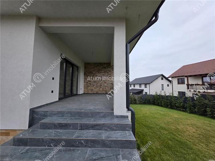 Casa individuala cu 4 camere si curte libera de 330 mp in Selimbar - 6