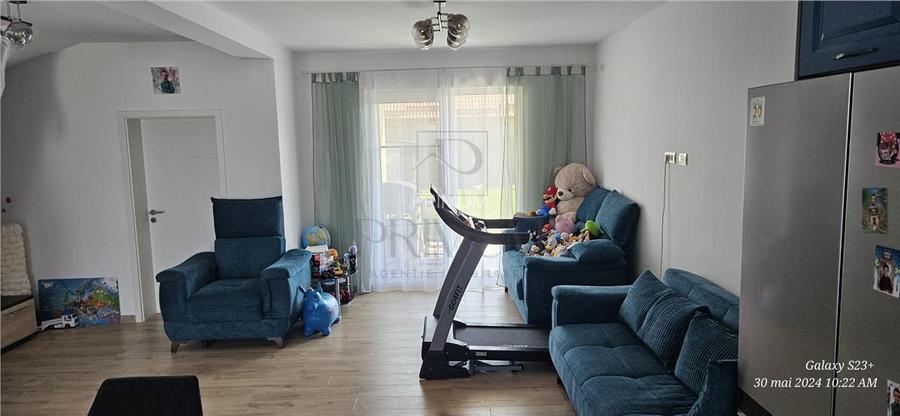 COMISION ZERO - Duplex spatios - mobilat și utilat - asfalt. - 4