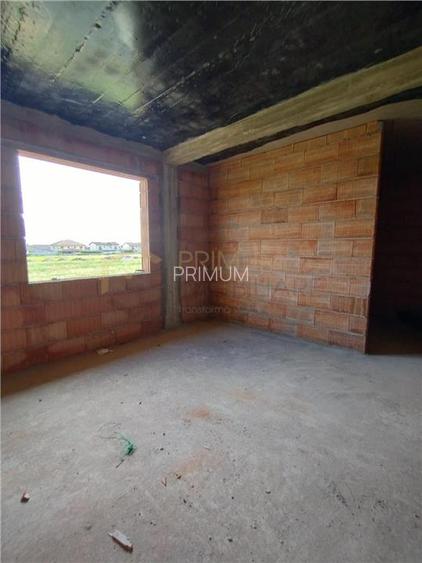 Duplex despartit prin camera tehnica - langa asfalt - compartimentare excelenta - 10