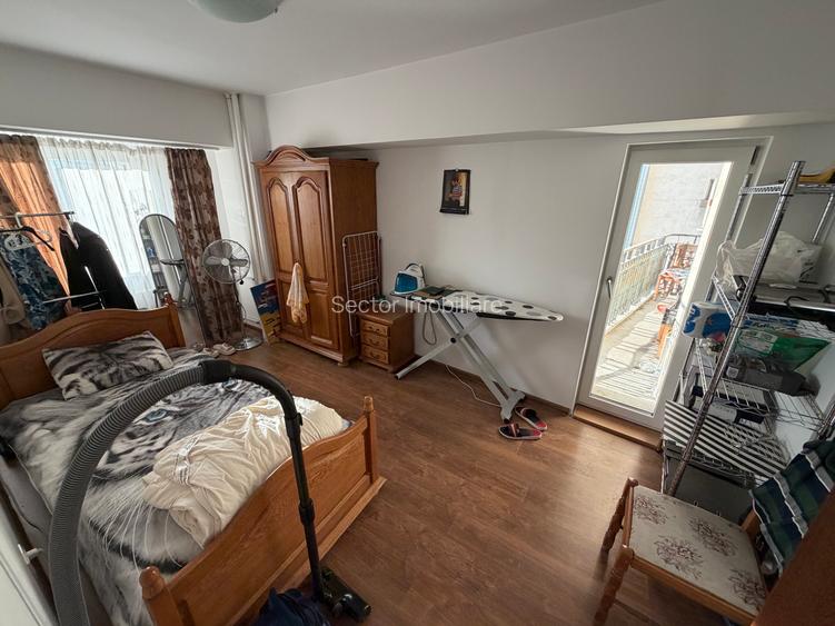 Calea Calarasilor Stradal 5 Camere - 20