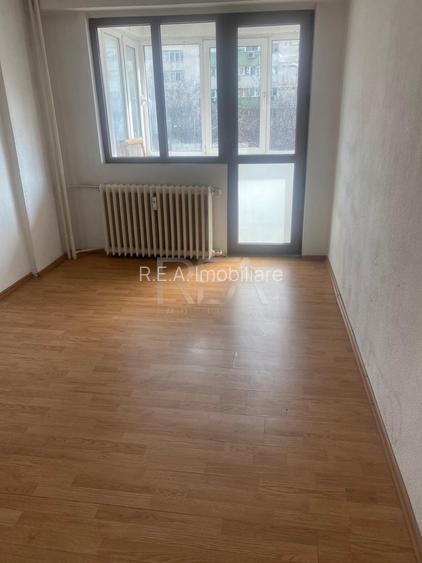 4 camere Pantelimon-Piața Delfinului decomandat, et. 2, an 1978, 85 mp - 3