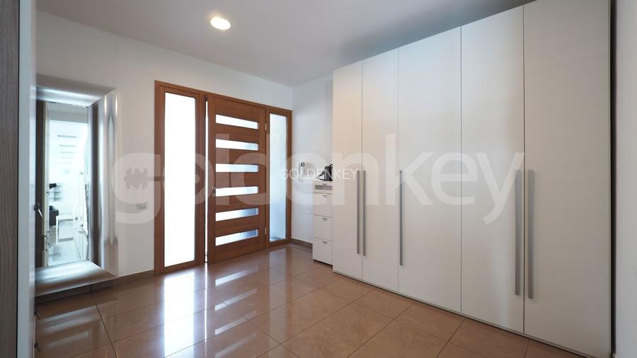 Vila moderna mobilata cu 5 camere | piscina - 22