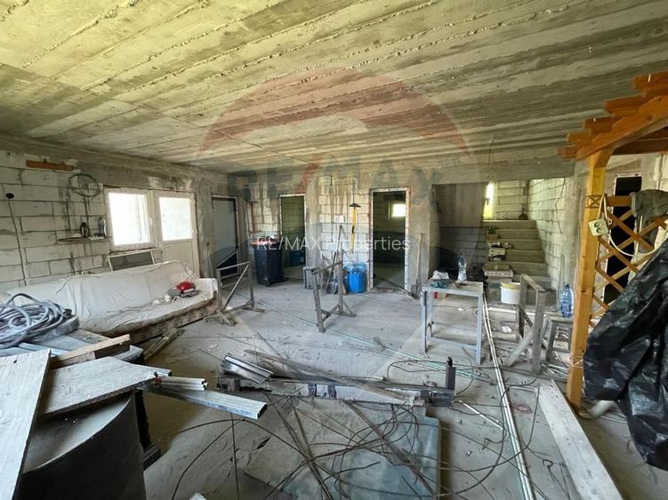 Casă P+1- Vasilați - 491 mp teren - posibiliate de extindere - 16