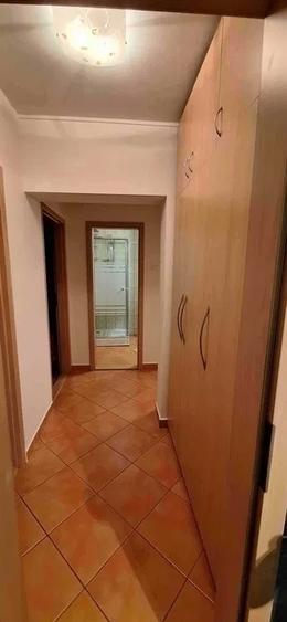 Apartament 3 camere bloc tip vila