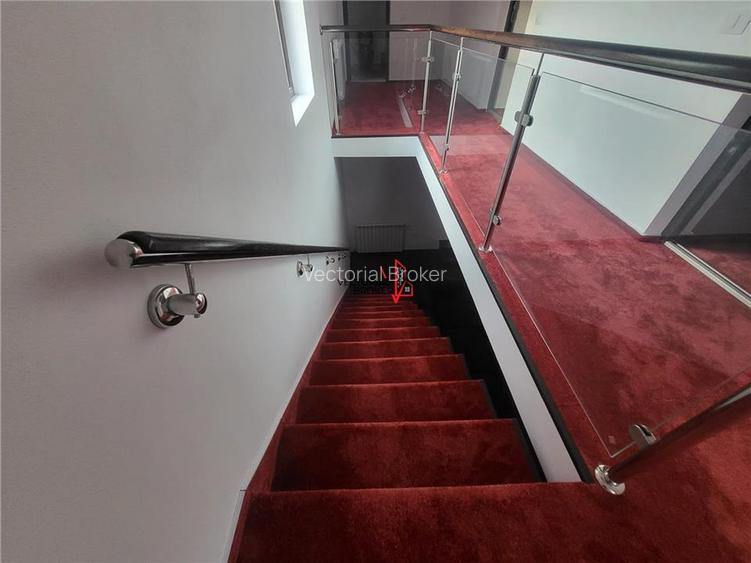 Vanzare casa 5 camere sau schimb cu aparatment in Pitesti sau Curtea de Arges- M - 20