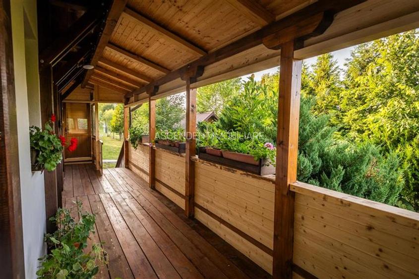 FILM! Investitie 2 in 1:Unitati independente +domeniu 1.742mp,aria Bran,Tohanita - 58