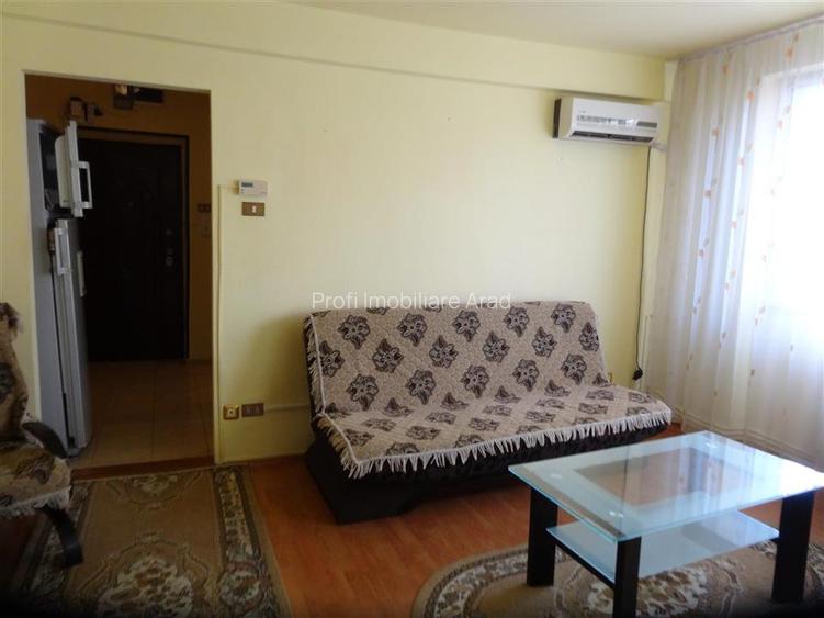 Inchiriez apartament cu 2 camere, etajul 1 Gara-Podgoria - 11