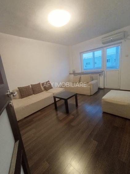 De închiriat 3 camere decomandat, 2 băi, metrou 1 Decembrie - 2