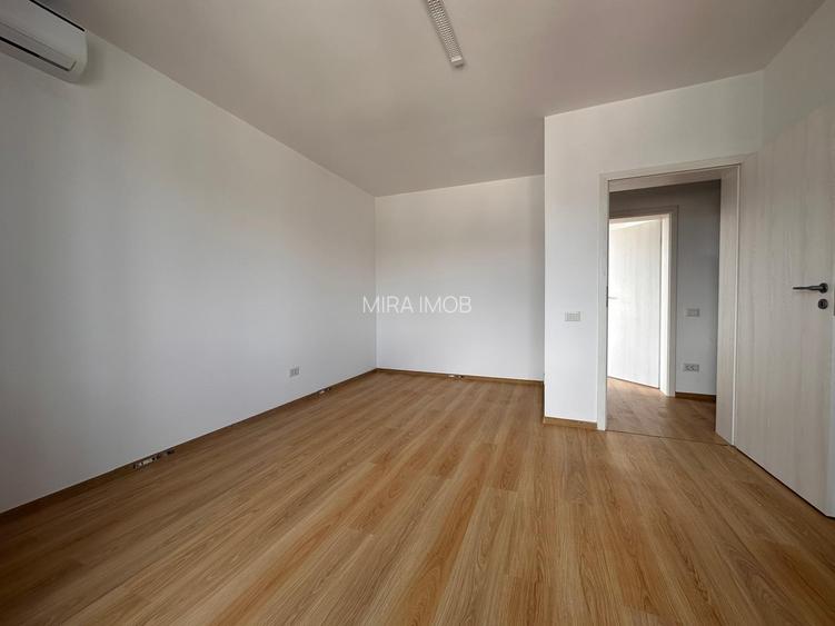 Apartament spațios cu 4 camere, dispus pe două niveluri, în Cartierul Latin - 7