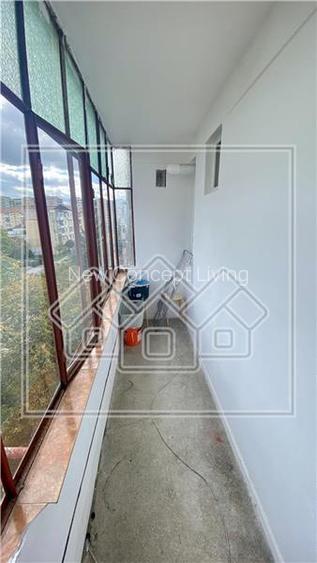 Apartament de vanzare in Sibiu - 2 camere si balcon - zona buna - 18