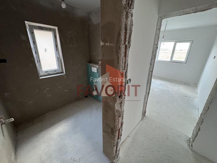 Aproape de benzinaria ESO. Finisaje la alegere - 18