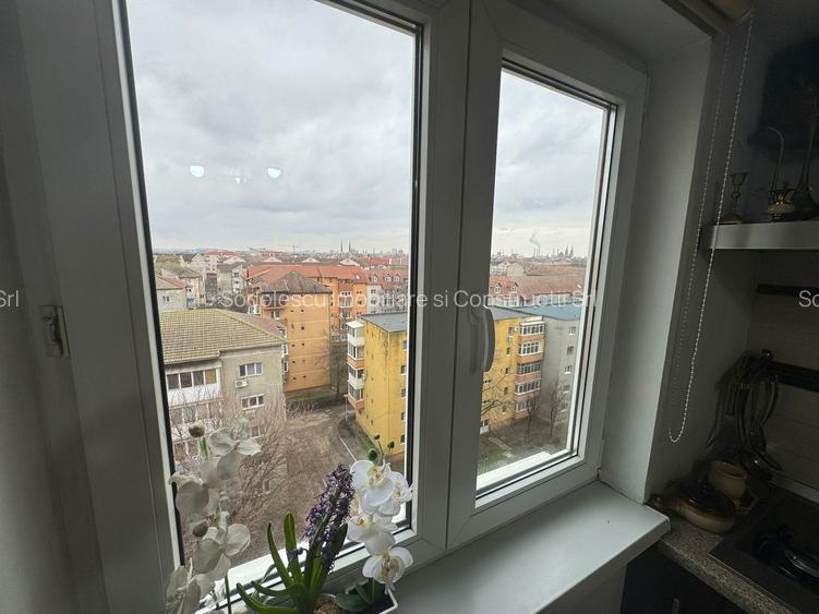 Decomandat si spatios - 16