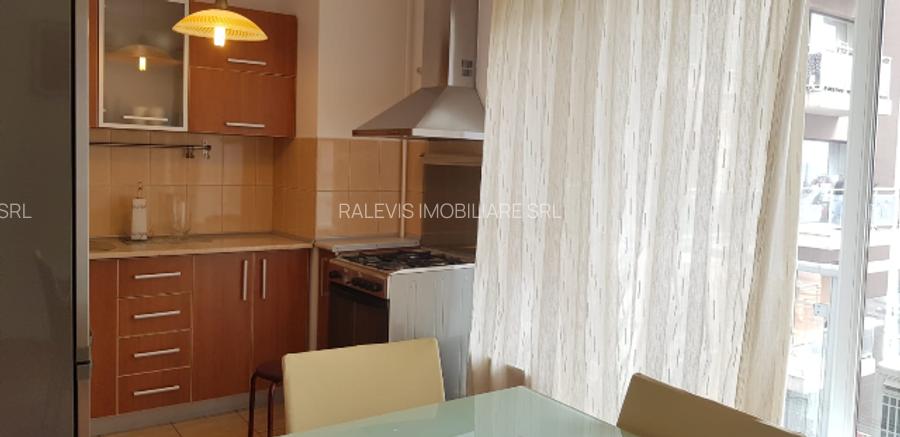 Inchiriere apartament 2 camere cu loc de parcare, 450 euro, Titan - 9