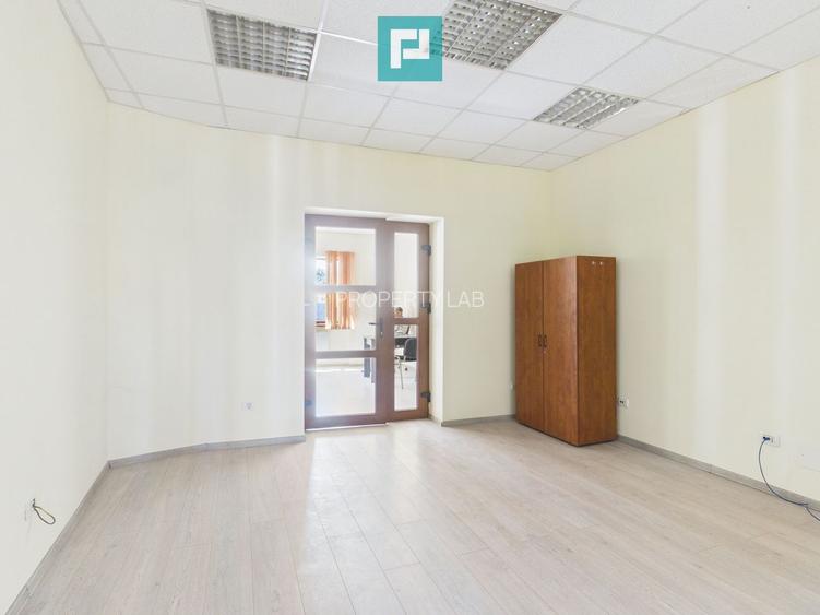 Spațiu central birou/locuință – Str. Primăriei - 6