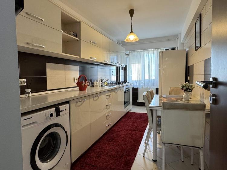 3 cam. 80 mp, decomandat, etaj 10, Ultracentral - CAM-uri - 10