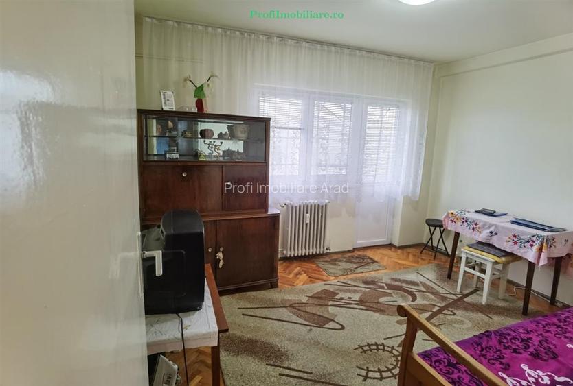 Apartament 3 camere pe centru Podgoria - 11
