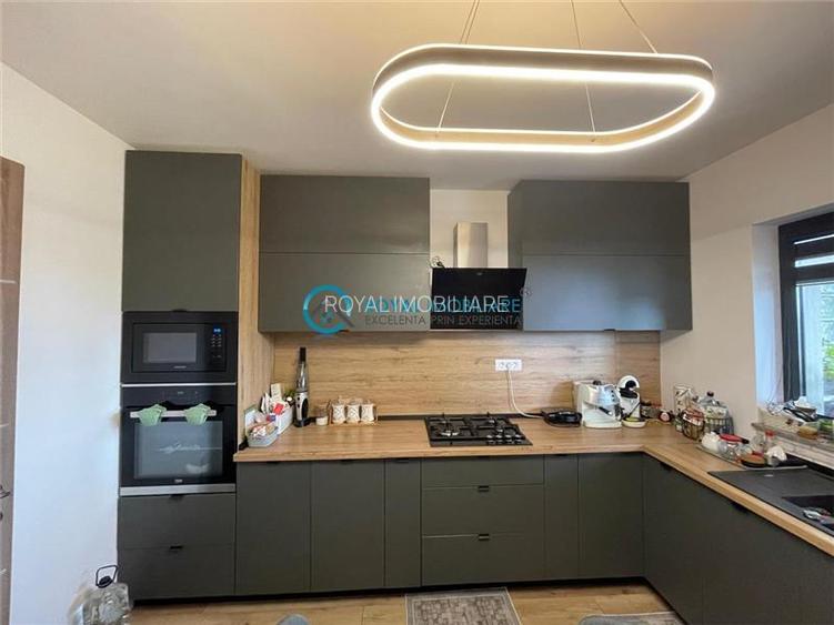 Royal Imobiliare - Vanzare Vila zona Puchenii Mici judetul Prahova - 9