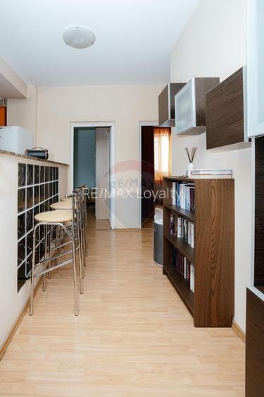 Apartament cu 3 camere de vânzare în zona Lujerului - 4