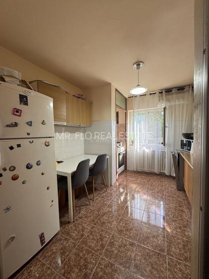 Apartament zona Calea Aradului cu 4 camere, 3 balcoane - boxa proprie - 10