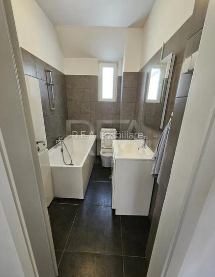 3 Camere, Vis-a-vis de Universitatea Nationala de Muzica - 13