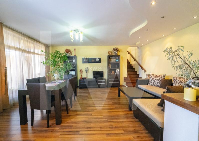 De vanzare – Imobil cu potential turistic si rezidential in Ocna Sibiului - 2