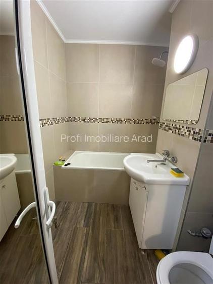 Apartament 3 camere et.1 Zona Bancilor - 17