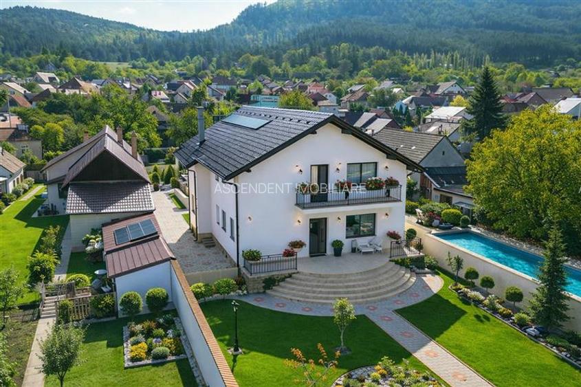 Resedinta distincta, mobilata cu rafinament, pe 1.000 mp teren, Central, Sacele, - 7