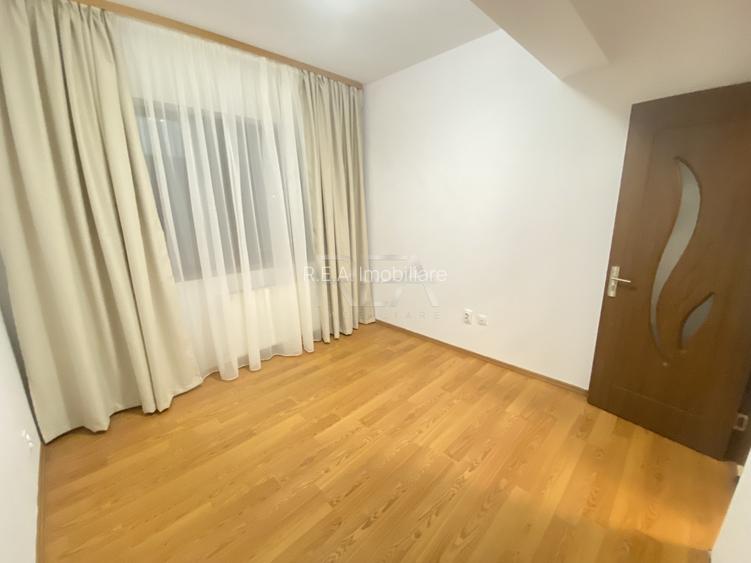 2 Camere- Bloc 2014-Eroii Revolutiei - 3