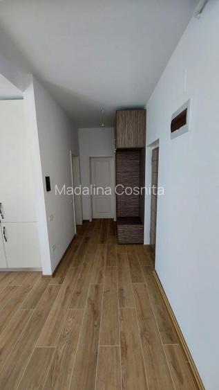Proprietar vând apartament 2 camere în localitatea Dumbrăvița - 3
